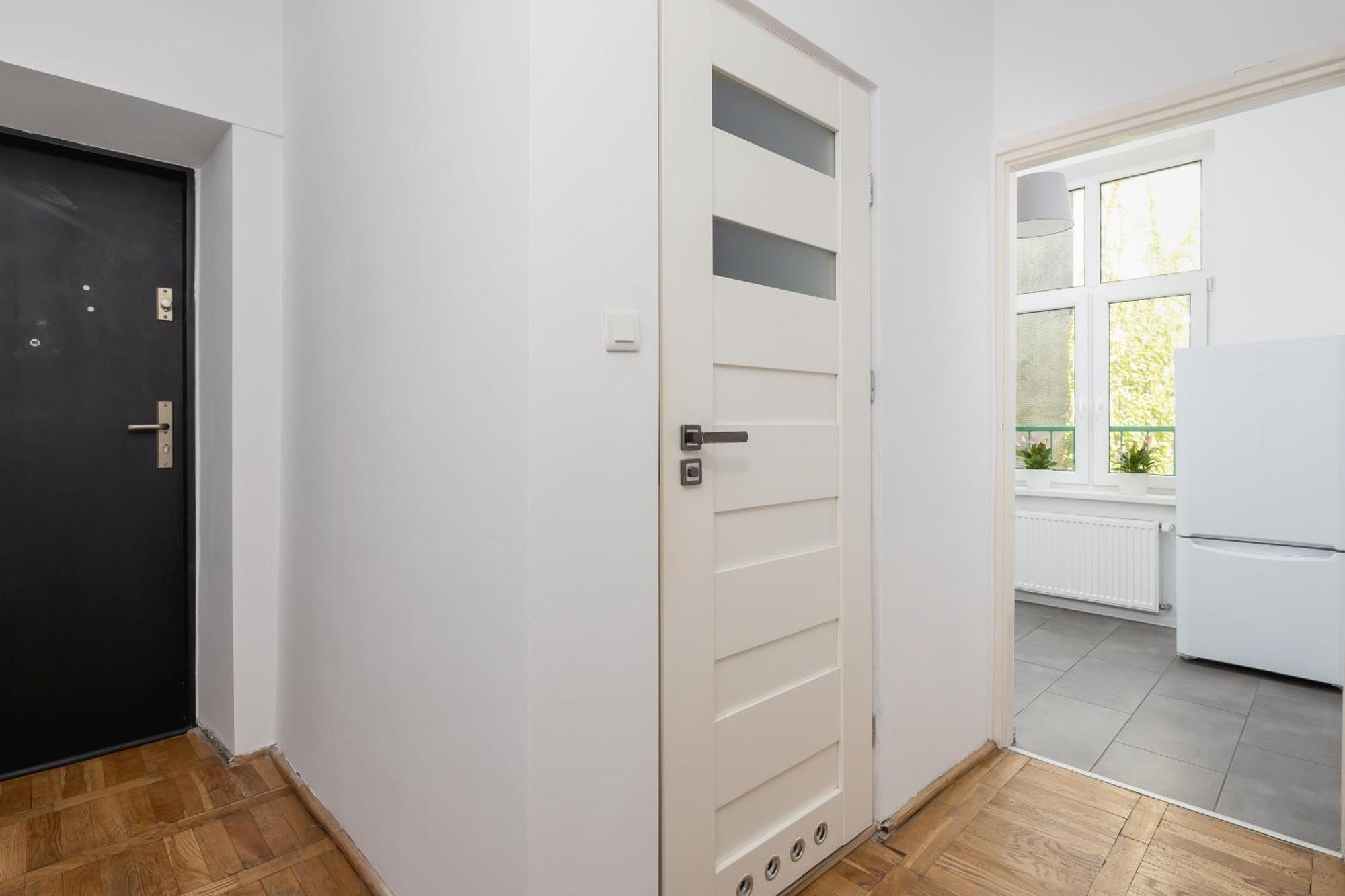 1-Bedroom Apartment With Balcony - Dluga 65 Красков Екстериор снимка
