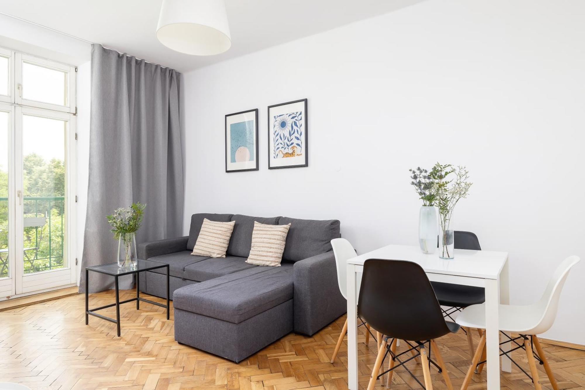 1-Bedroom Apartment With Balcony - Dluga 65 Красков Екстериор снимка