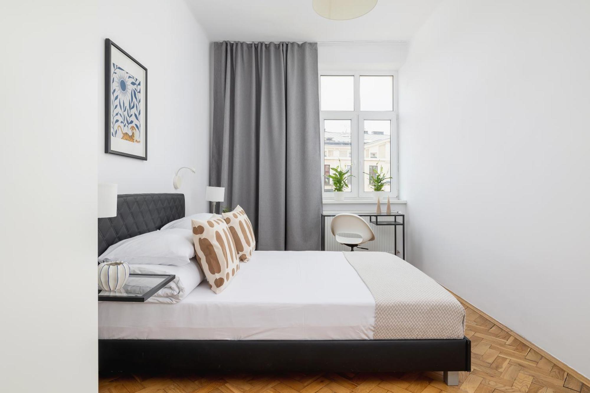 1-Bedroom Apartment With Balcony - Dluga 65 Красков Екстериор снимка