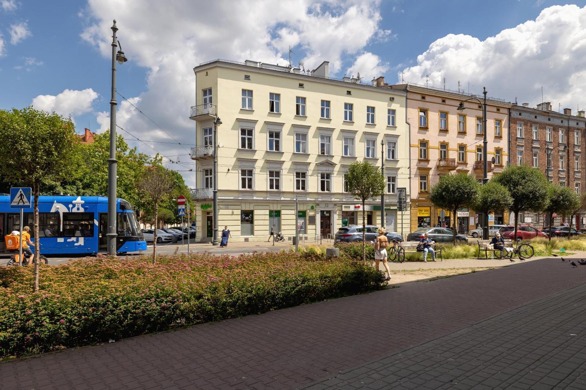 1-Bedroom Apartment With Balcony - Dluga 65 Красков Екстериор снимка